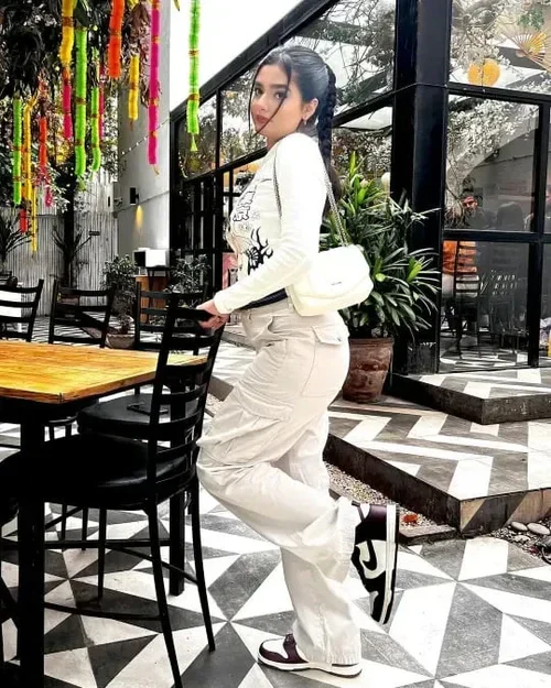 Adjustable Cargo Pants - Instantly Flatters Your Figure - Image 2