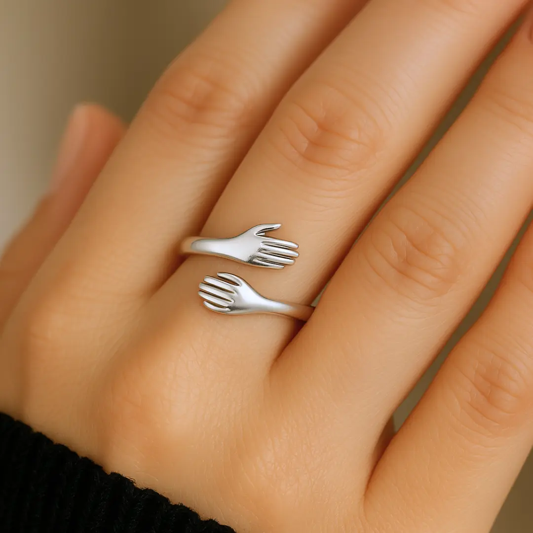 Hug Ring — Give her a hug she can  always wear. 💫