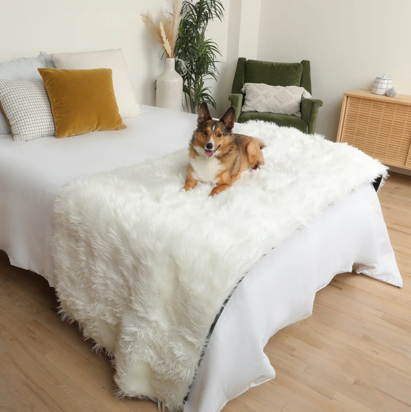 Aprolo™ Luxury Waterproof Pet Blanket & Bed Runner - Image 13